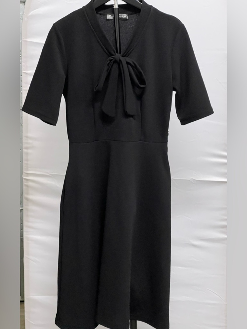 Oxiuly fashion Black - Tie Neck - Midi Dress - Elegant Knee Length - Size Med